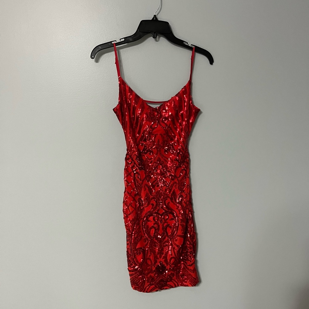 B. Darlin red juniors formal dress size 1/2